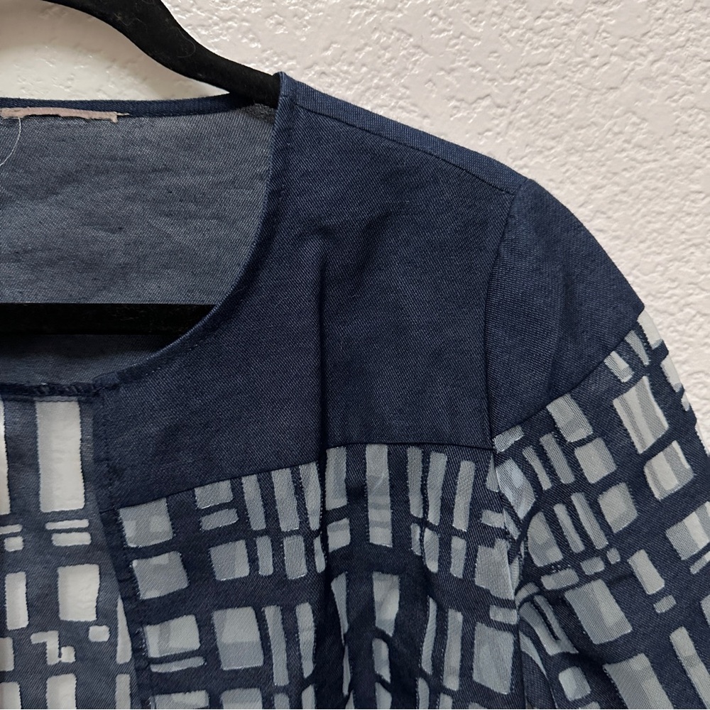 Geometric Sheer Cover - Picture 3 of 3